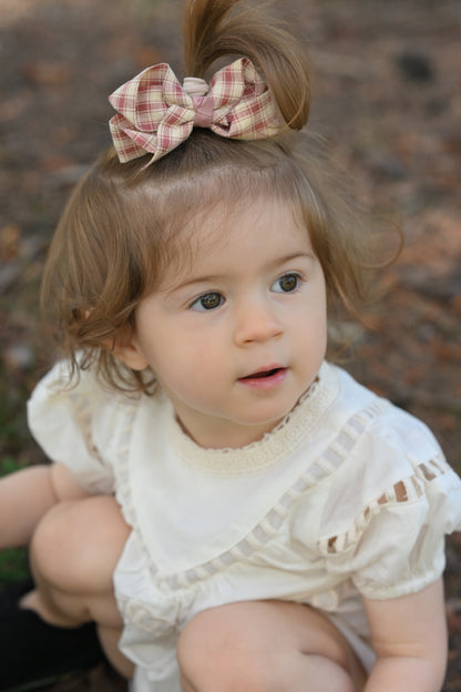 The Heirloom Lace Bubble